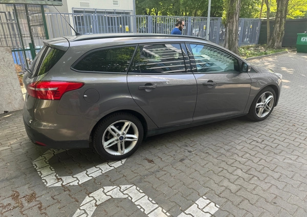 Ford Focus cena 46000 przebieg: 74400, rok produkcji 2016 z Warszawa małe 172